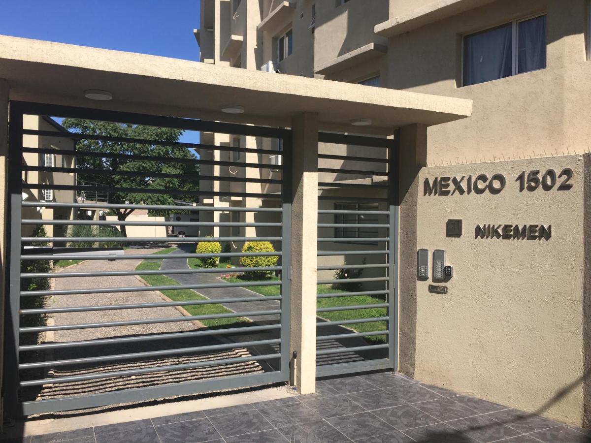 Apartamento Edificio Nikemen, Moderno Dpto Con Patio Y Cochera Cubierta Neuquén